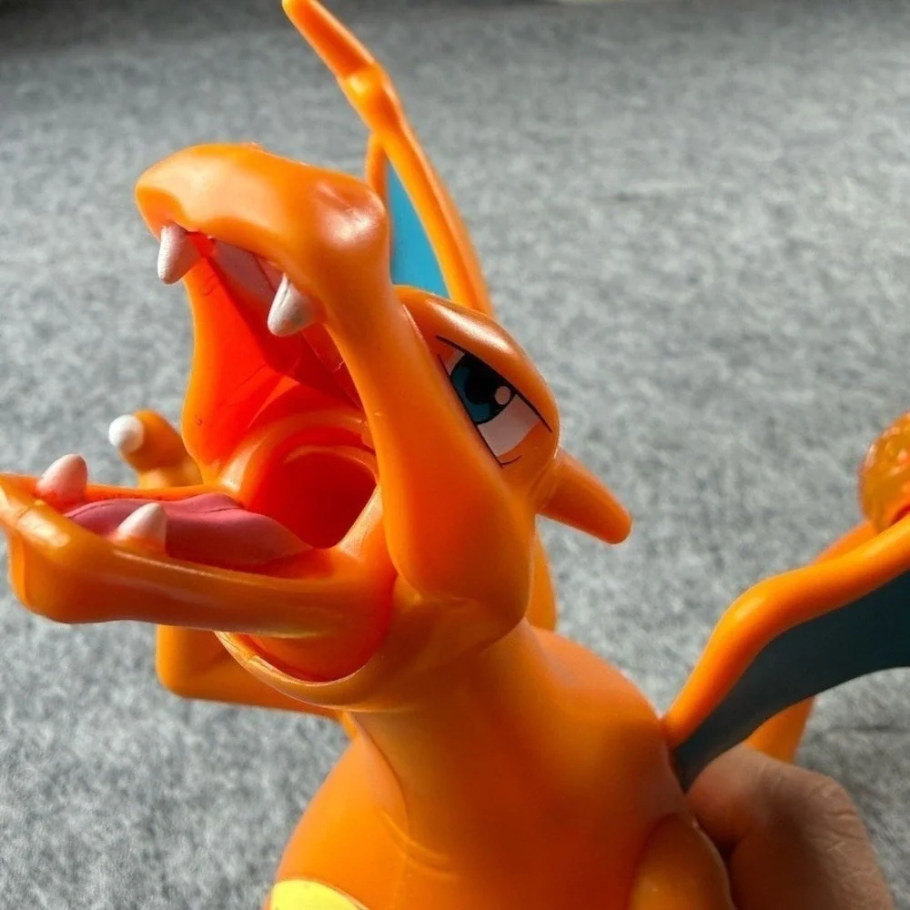 Jazwares PKW 4262 Pokémon 6' Interactive Charizard Deluxe Figure Does Work‎